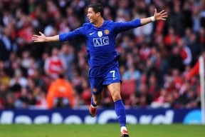 世界杯：多地出现“看球经济圈” 从便利店到旅馆集体受益