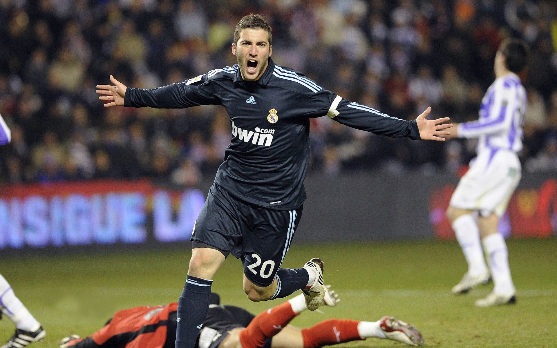 法甲青训营引入情绪调节策略减少比赛失误率,法甲青训排名