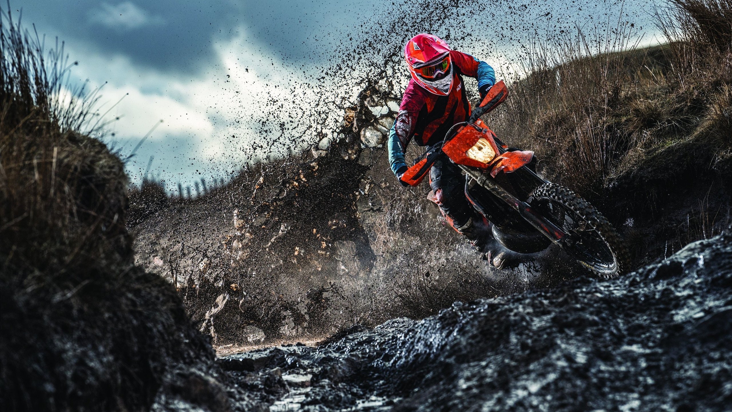 中国足球联赛拓宽海外球迷渠道发展多语种内容运营，外媒中国足球